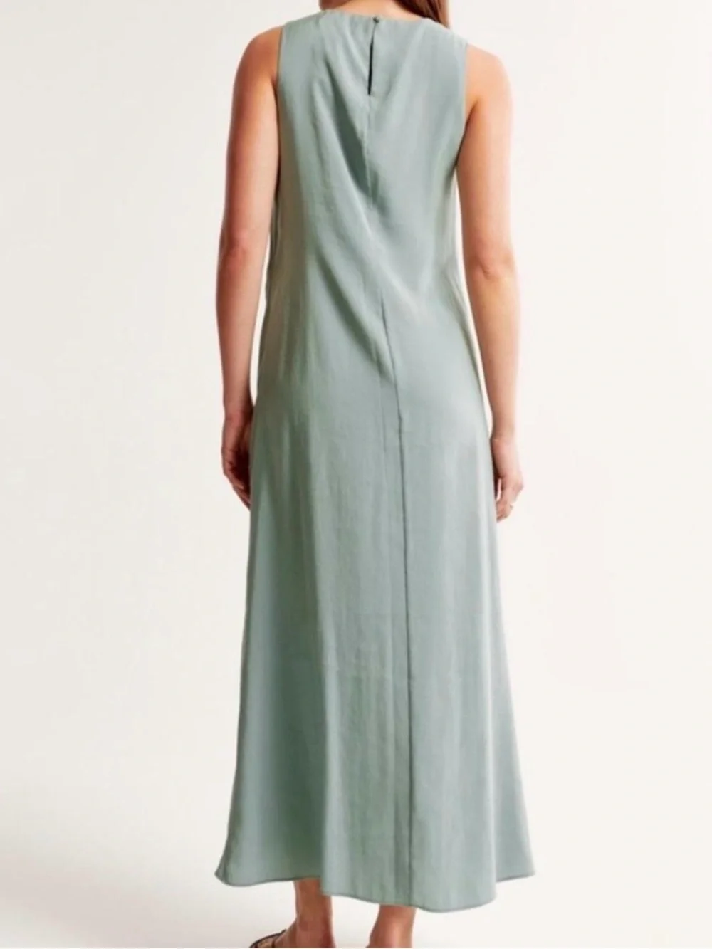 Abercrombie & Fitch Sleeveless Sage Maxi Dress